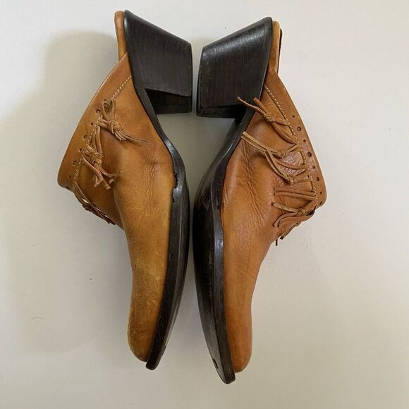 Durango Slid On Leather Heeled Shoes Women’s 7 Light Brown Boho Western Fringe - Picture 6 of 11